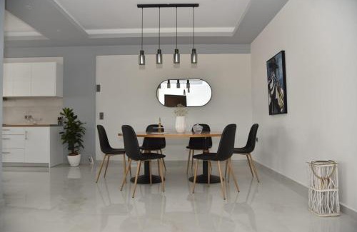 Korithion Apartamento | Μοντέρνο Σπίτι στην Κόρινθο