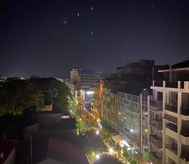 Larissa Hotel | Ξενοδοχείο Acropol