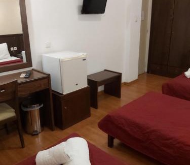 Larissa Hotel | Ξενοδοχείο Acropol