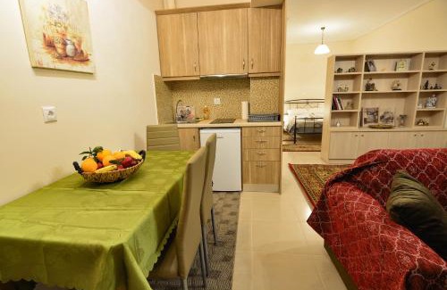 Mesaia Trikala Casa | Ξενώνας Στροφυλιά