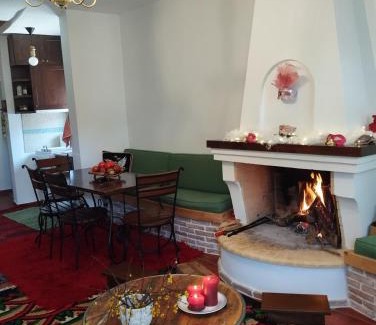 Agrinio Casa | Σπίτι στο χωριό