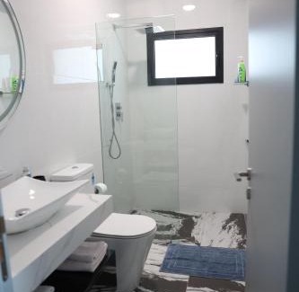Oroklini Apartamento | Όμορφο καινούργιο διαμέρισμα σε μικρή πολυκατοικία