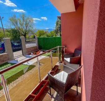 Vurshets Casa | Александровата Къща - Aleksandar Guest House with Garden and Pool