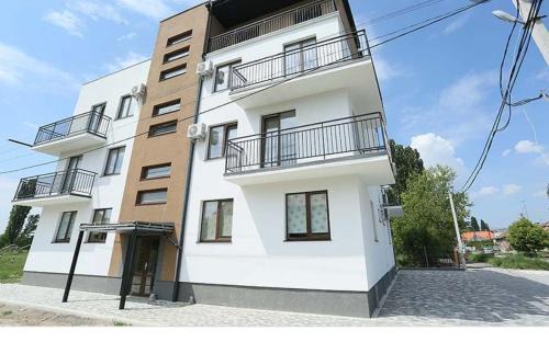 Berehove Apartamento | Апартаменти біля термального басейну