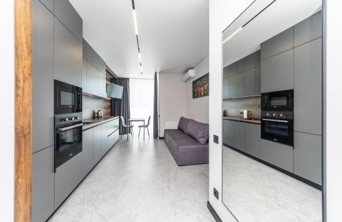 Darnyckyj Apartamento | Апартаменти метро Вирлиця