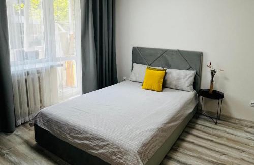 Yavory Apartamento | Апартаменти поряд дорослої і дитячої лікарні біля Миколайчука, Орлика