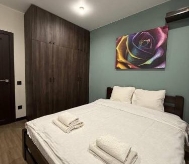 Lviv City Center Apartamento | Апартаменти у Львові на вулиці Під Голоском 15б 110 з чудовим видом на місто Львів