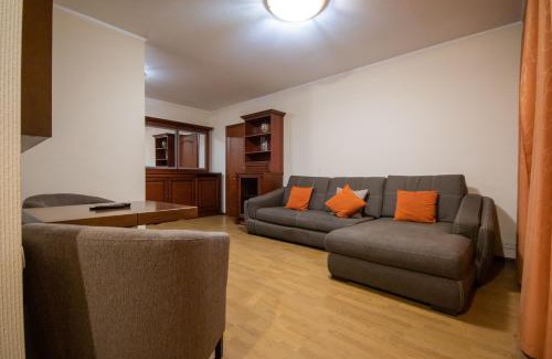 Verkhnie Misto Apartamento | Апартаменти 2-кімнатні поруч з Майданом Незалежності