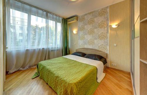 Afanasivsʹkyy Yar Apartamento | Апартаменти 3-кімнатні в центрі, поруч ст. м. Університет