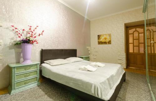 Lypky Apartamento | Апартаменти 3-кімнатні в центрі, на Хрещатику