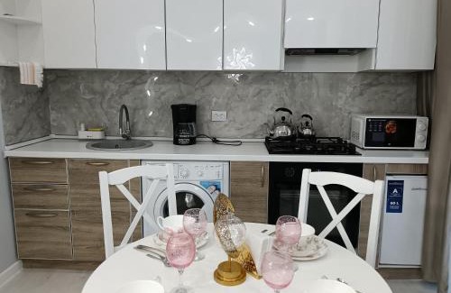 Aktobe Apartamento | Апартаменты Энглер