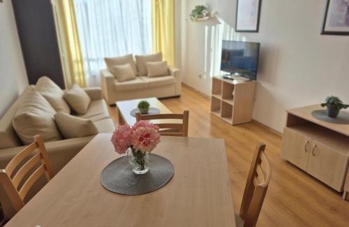 Razlog Apartamento | Апартамент Деметрия в Aspen Golf and Ski Resort
