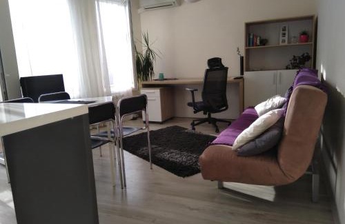 Sofia Apartamento | Апартамент до парк и метро