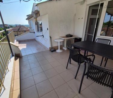 Sinemoretz Apartamento | Апартамент за гости Роси