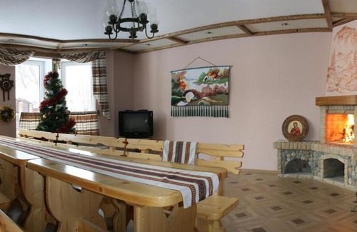 Mykulychyn Casa | АртГір гостинний двір