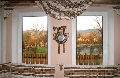 Mykulychyn Casa | АртГір гостинний двір