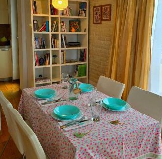 Plovdiv Center Apartamento | Арт мезонет под тепето