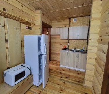 Volyn Oblast Hotel | База відпочинку Діана