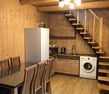Rakhiv Casa | Будинок