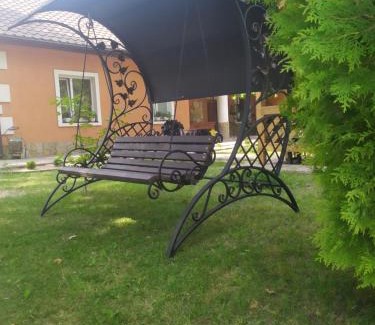Volyn Oblast Casa | Білий птах