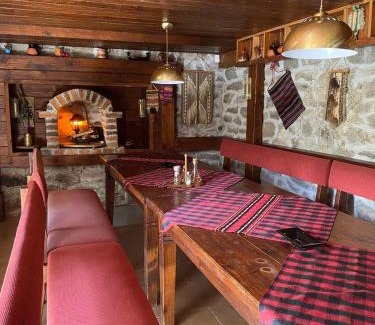 Raduil Casa | Вила Виктория
