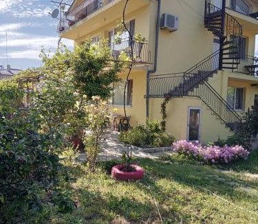 Sinemoretz Casa | Вила Сириус