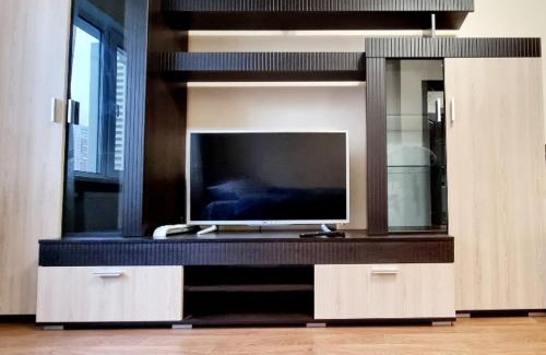 Darnyckyj Apartamento | Второй этаж, ЖК Патриотика метро Осокорки Позняки