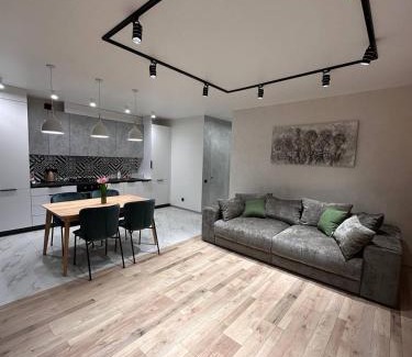 Lviv Apartamento | ВІП стилізовані у Львові з просторою вітальнею, на вулиці Під Голоском 15 Б