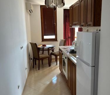 Ravda Apartamento | Голям апартамент с прекрасна гледка кьм морето