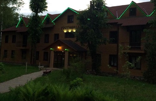 Novomoskovsk Hotel | Гостиница Русский Лес