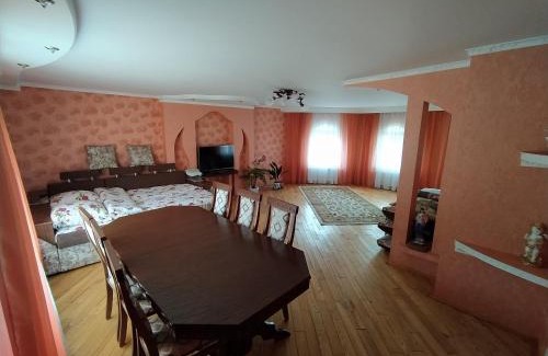 Izki Casa | Гостьовий будинок