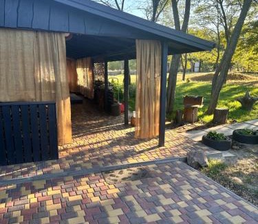 Kamianske Casa | Гостьовий Будиночок