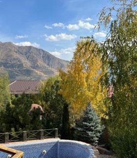 Yusufhona Casa | Дача на Чарваке Юсуфхона