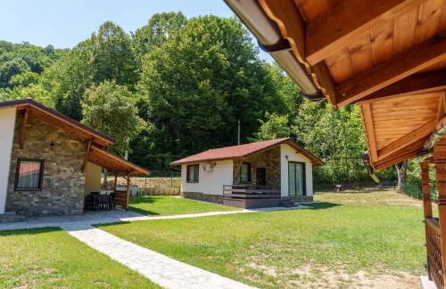 Beli Osum Villa | Двете къщи село Бели осъм