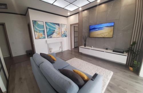 Pavlodar Apartamento | Двухкомнатная квартира на самом берегу реки
