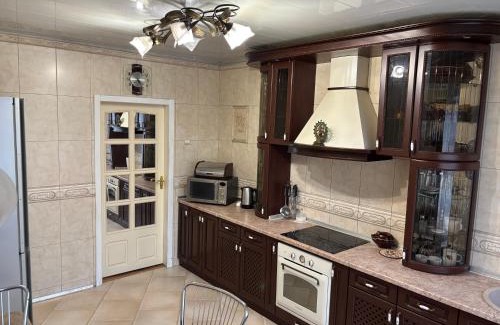 Kharkiv Apartamento | Джакузи! Апартаменты на Салтовке