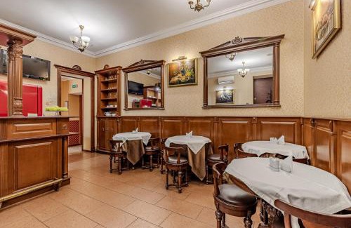 Dobrovelychkivka Hotel | Джинтама готель