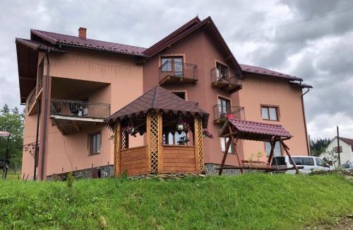 Yasinya Cabina | Дзвін Карпат