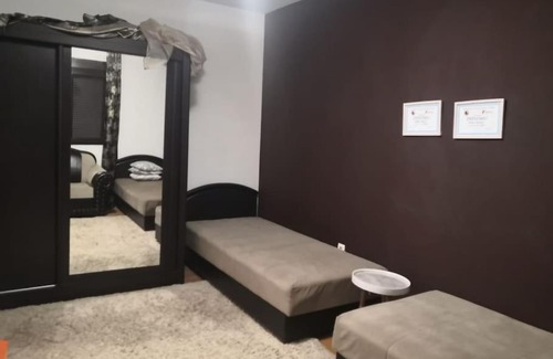 Centar Apartamento | ДОМИК В ПАРКЕ