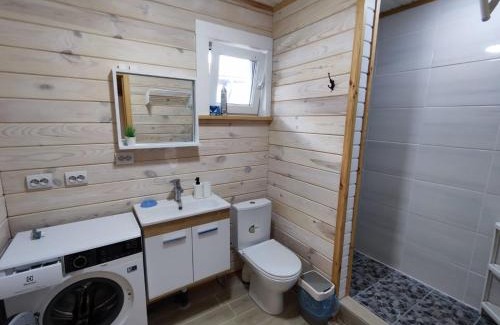 Molodizhne Casa | Дом Дискавери семейный у моря!