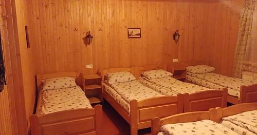 Vyzhenka Casa | Дім з видом на гори.
