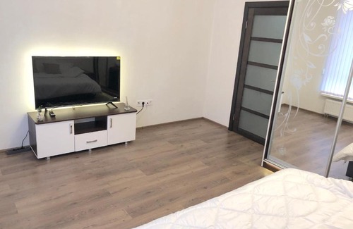 Svyatoshyns'kyi District Apartamento | ЖД Вокзал пр Победы 67-В метро Нивки Парк Шулявка