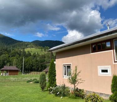Snidavka Casa | Затишний будиночок біля річки