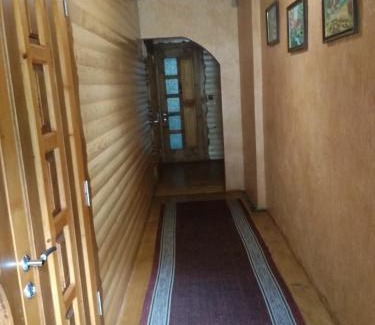 Yaremche Cabina | Затишок в Карпатах