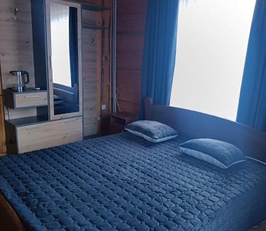 Yaremche Hotel | Золота рибка