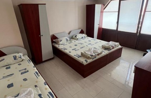Ravda Casa | Йоана