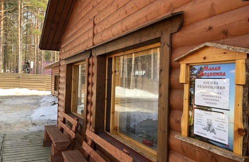 Medvezhyegorsk Casa | Карелия коттедж Времена года