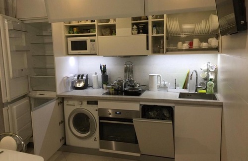 Oktyabrsky District Apartamento | Квартира в центре Минска!