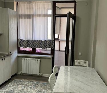 Sverdlov District Apartamento | Квартира в эмир строй