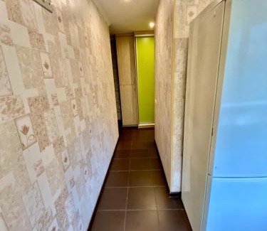 Dniprovs'kyi District Apartamento | Квартира на Воскресенці, поруч метро Лівобережна, Інститут Серця, МВЦ